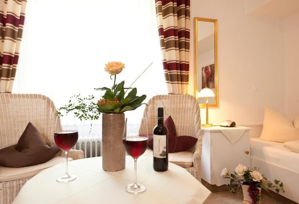 Boutiquehotel Das Haus Am Walde 바트베벤슨 객실 사진