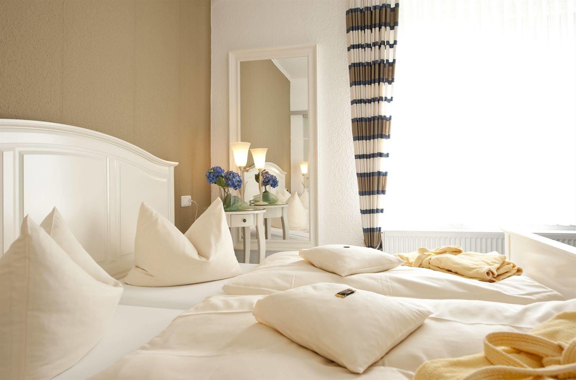 Boutiquehotel Das Haus Am Walde 바트베벤슨 외부 사진